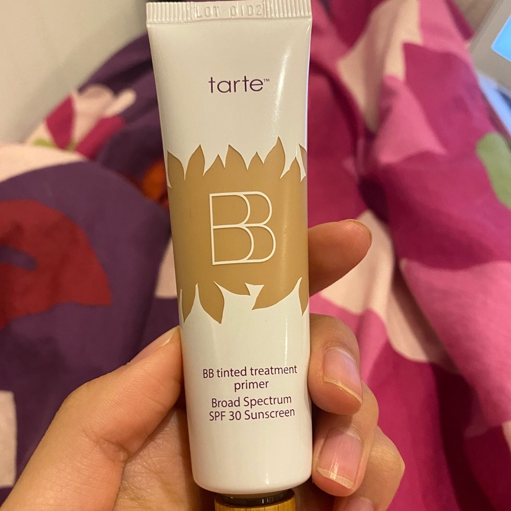 Tarte BB Tinted Treatment 12 hour primer broad spectrum SPF 30 Sunscreen medium